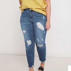 Distressed Boyfriend Jeans